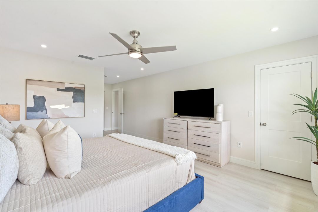 Active With Contract: $74,900 (2 beds, 2 baths, 1496 Square Feet)