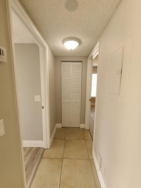 В аренду: $2,150 (3 спален, 2 ванн, 1156 Квадратных фут)