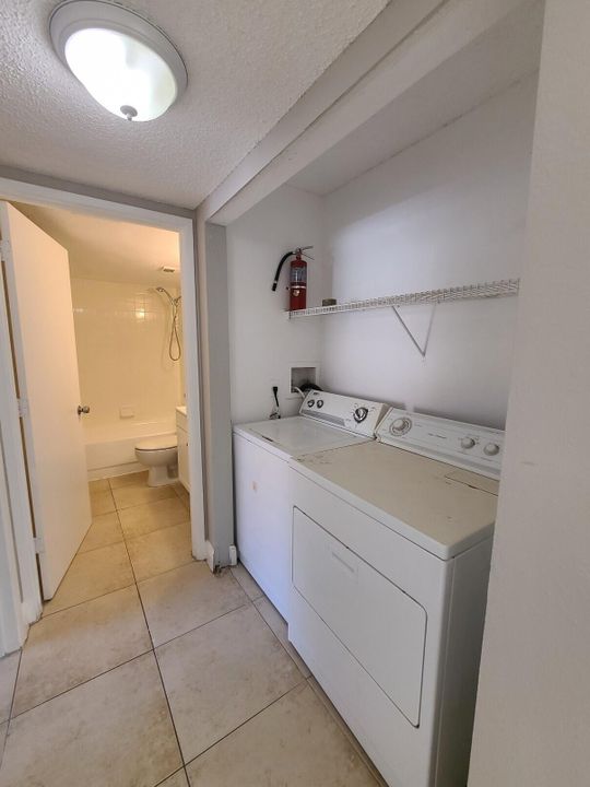 В аренду: $2,150 (3 спален, 2 ванн, 1156 Квадратных фут)