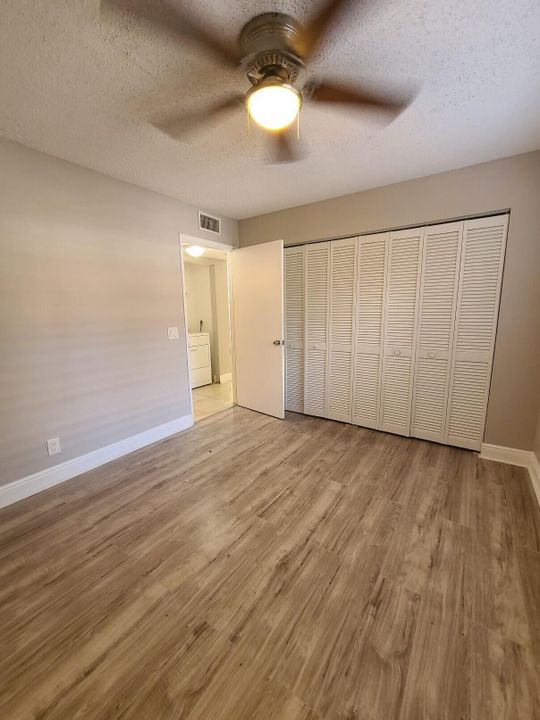 В аренду: $2,150 (3 спален, 2 ванн, 1156 Квадратных фут)