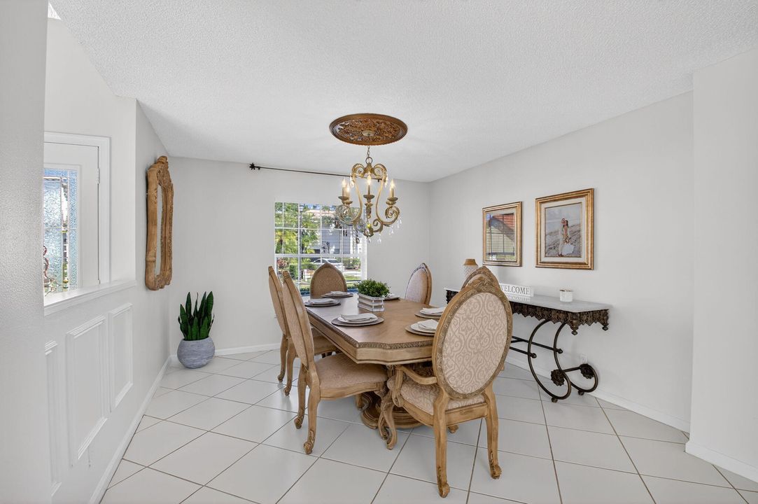 En Venta: $845,000 (4 camas, 4 baños, 2790 Pies cuadrados)