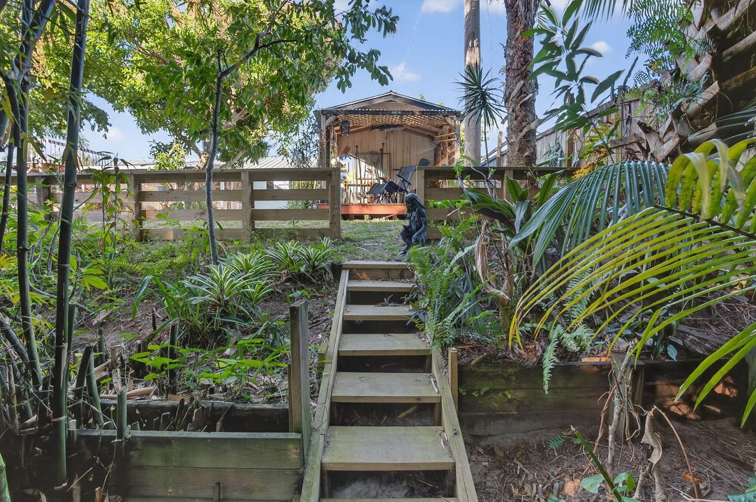 For Sale: $627,000 (3 beds, 2 baths, 1182 Square Feet)