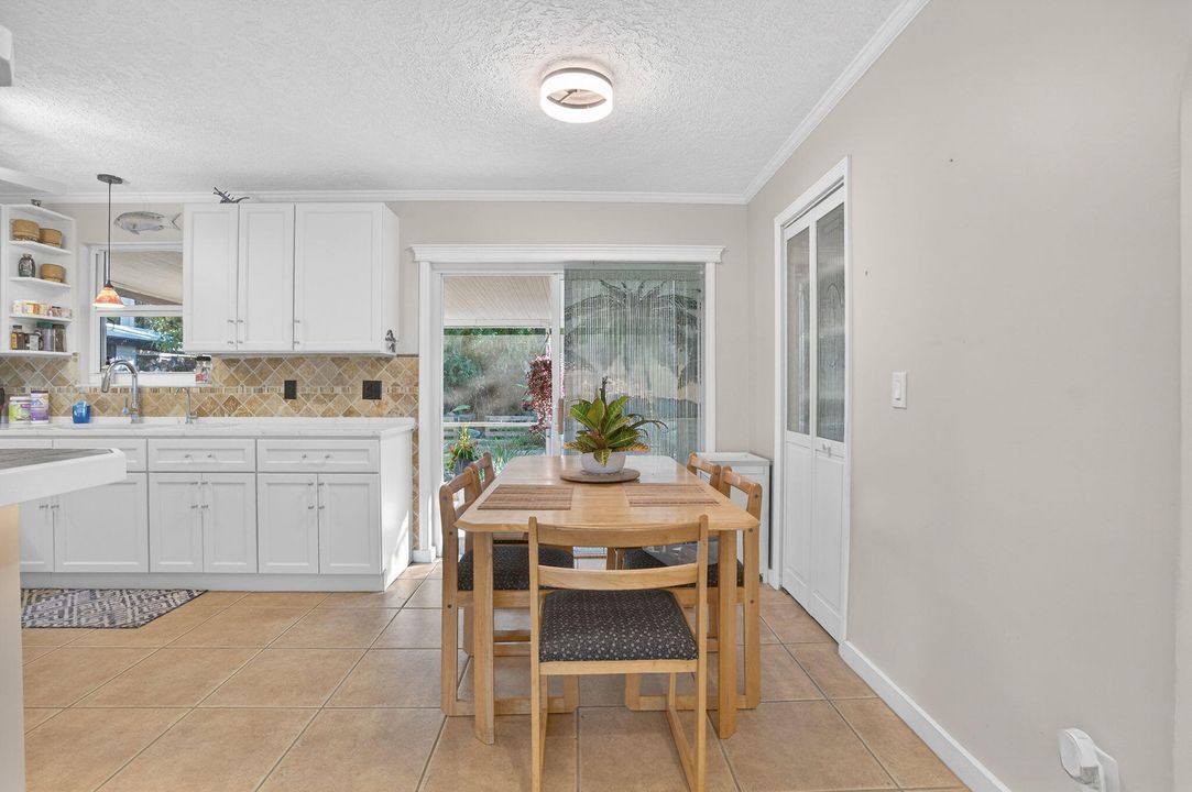 For Sale: $627,000 (3 beds, 2 baths, 1182 Square Feet)