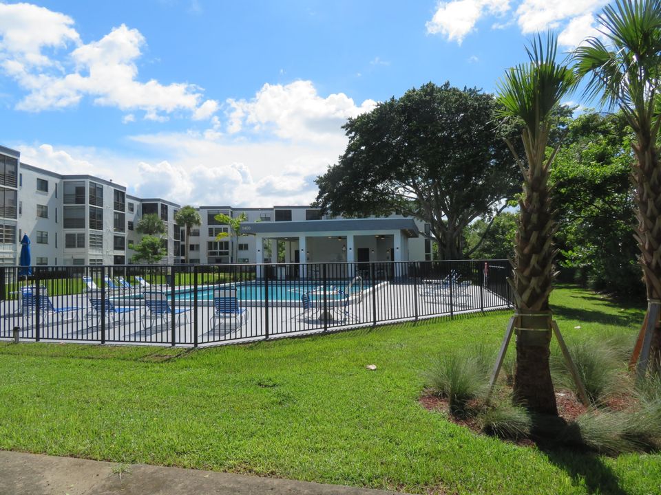 For Rent: $1,500 (1 beds, 1 baths, 741 Square Feet)