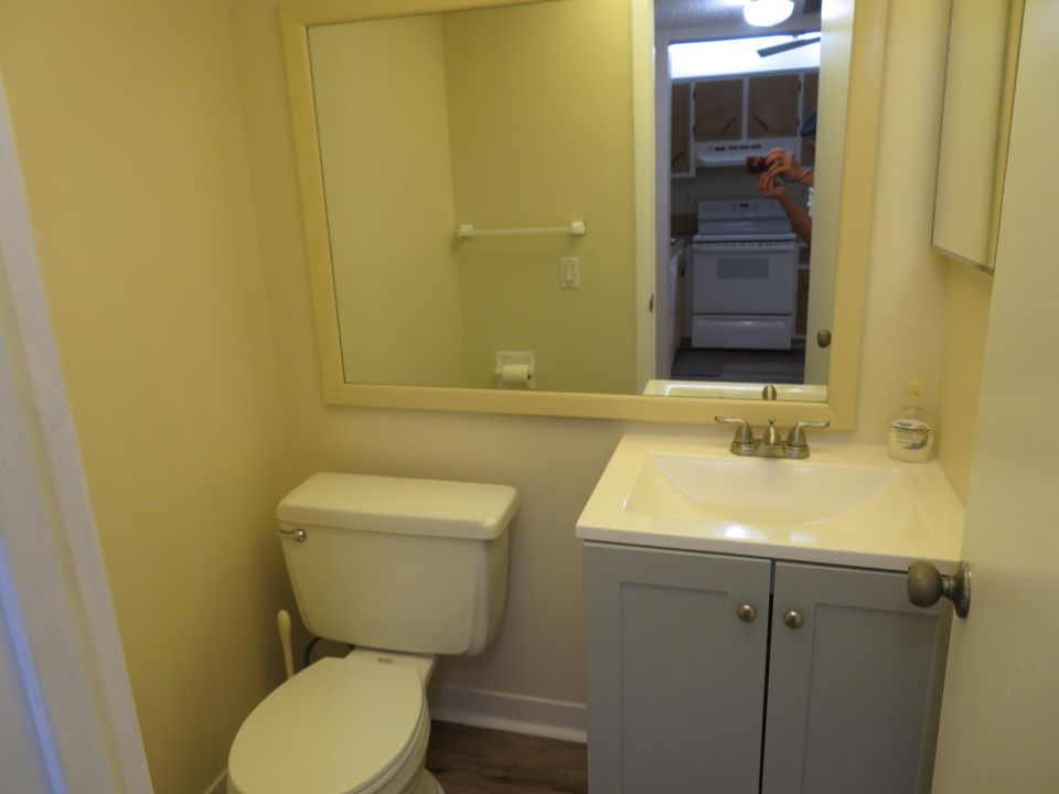 For Rent: $1,500 (1 beds, 1 baths, 741 Square Feet)