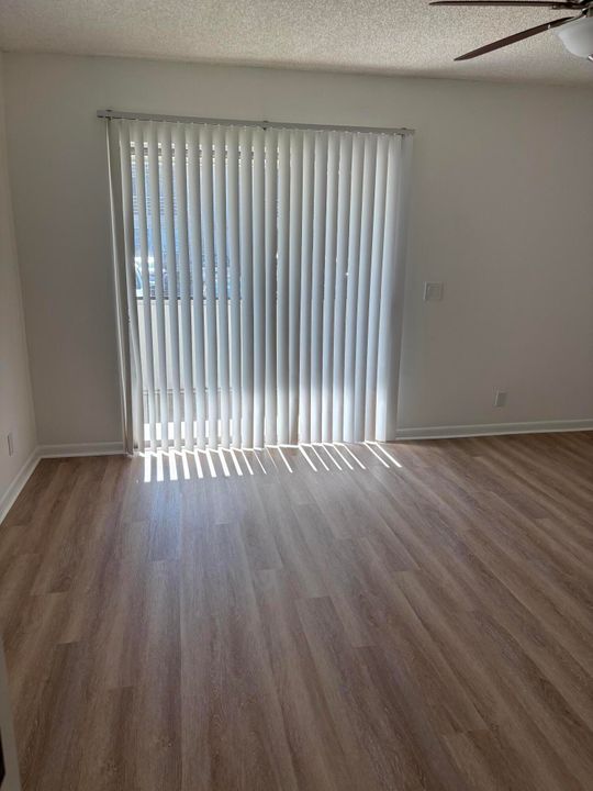 На продажу: $99,000 (1 спален, 1 ванн, 760 Квадратных фут)