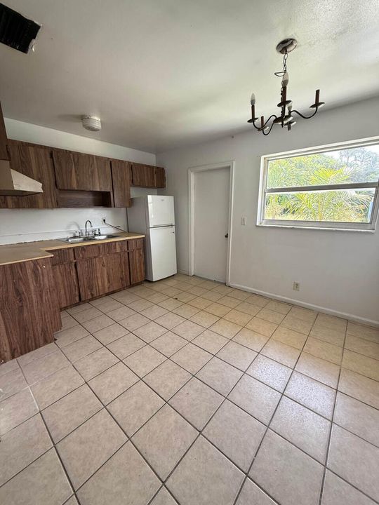 En Renta: $1,650 (2 camas, 1 baños, 850 Pies cuadrados)