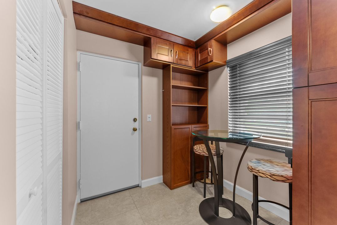 En Venta: $439,000 (3 camas, 2 baños, 1750 Pies cuadrados)