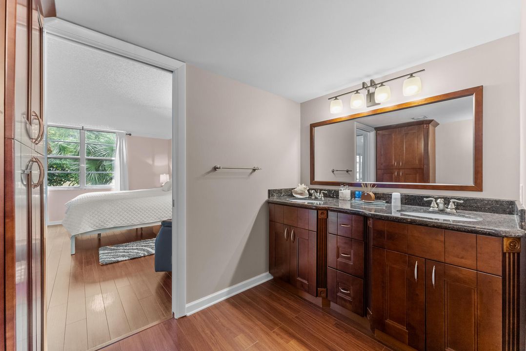 En Venta: $439,000 (3 camas, 2 baños, 1750 Pies cuadrados)