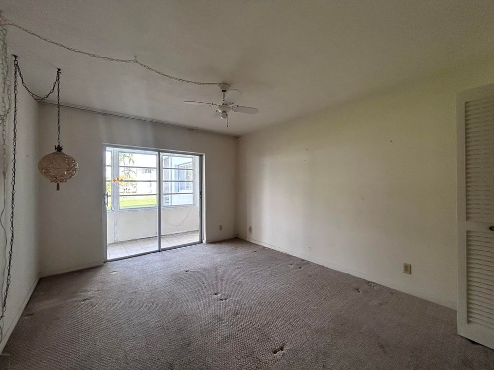 En Venta: $126,000 (2 camas, 1 baños, 826 Pies cuadrados)