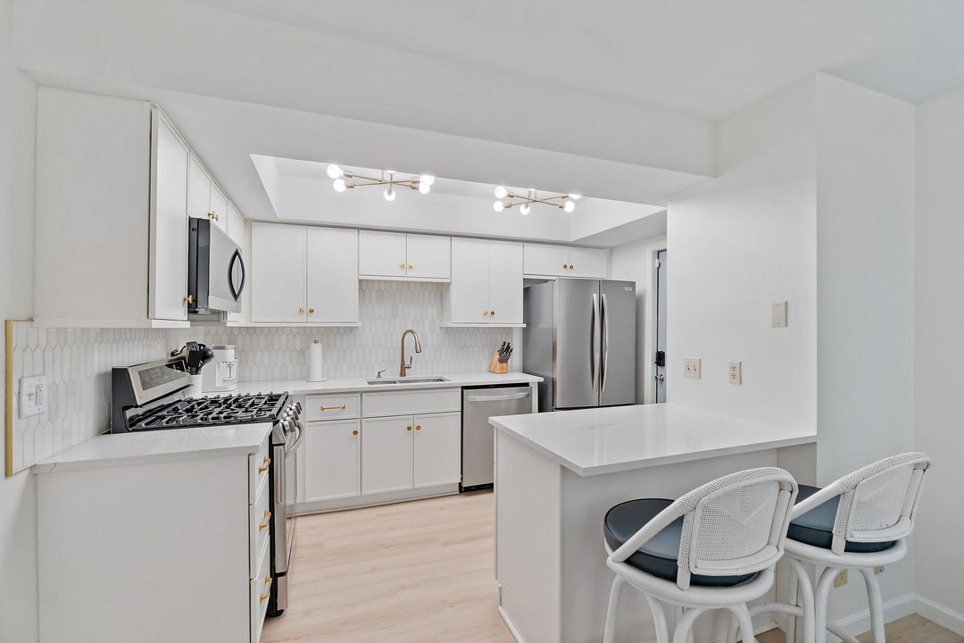 En Renta: $2,750 (3 camas, 2 baños, 1496 Pies cuadrados)