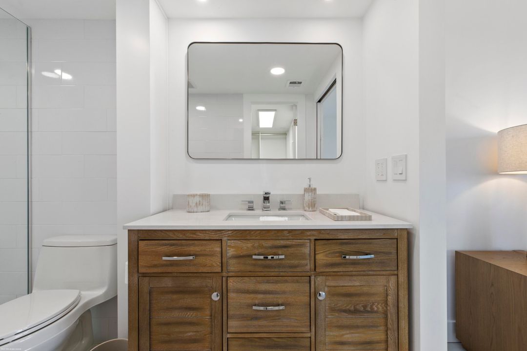 На продажу: $759,000 (2 спален, 2 ванн, 1143 Квадратных фут)