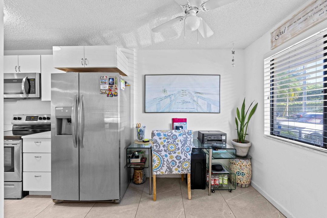 En Venta: $224,000 (2 camas, 2 baños, 1125 Pies cuadrados)