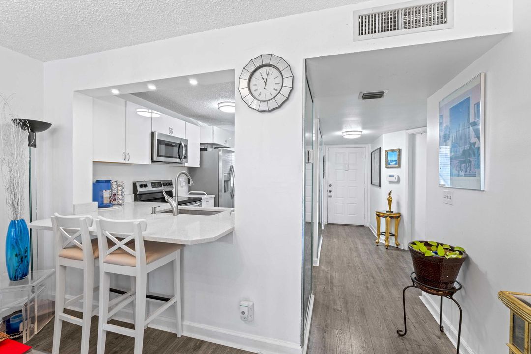 En Venta: $224,000 (2 camas, 2 baños, 1125 Pies cuadrados)