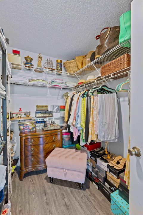 En Venta: $224,000 (2 camas, 2 baños, 1125 Pies cuadrados)