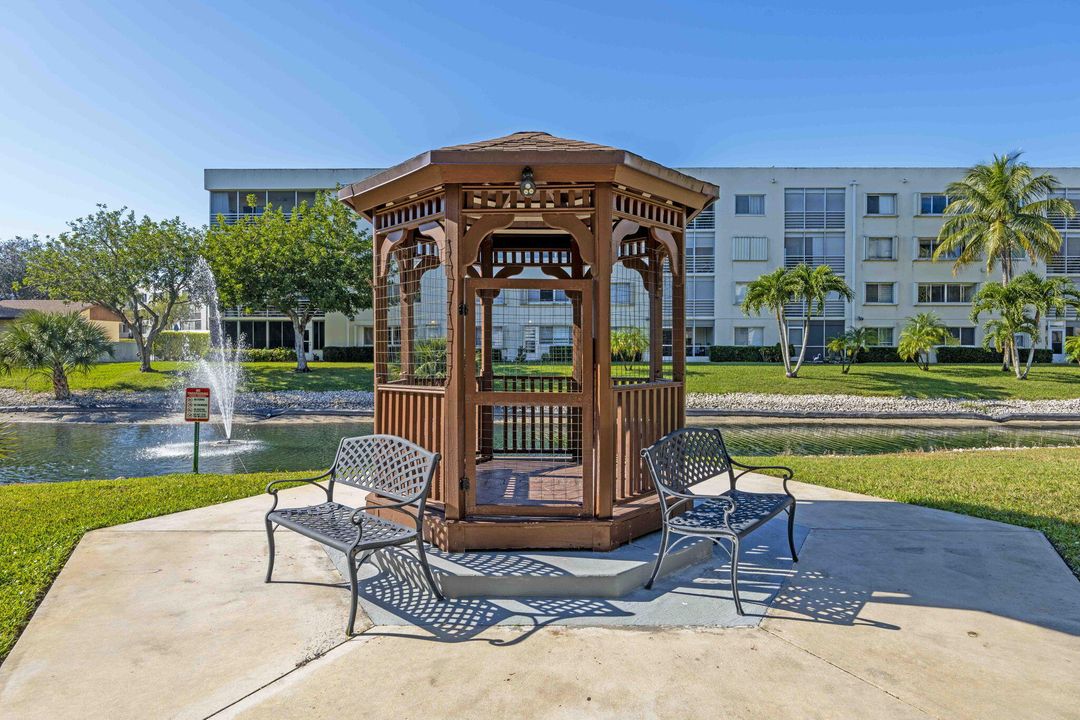 En Venta: $224,000 (2 camas, 2 baños, 1125 Pies cuadrados)