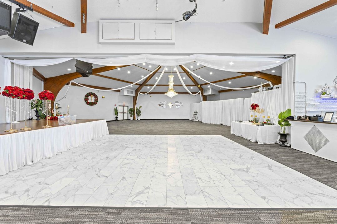 En Venta: $224,000 (2 camas, 2 baños, 1125 Pies cuadrados)