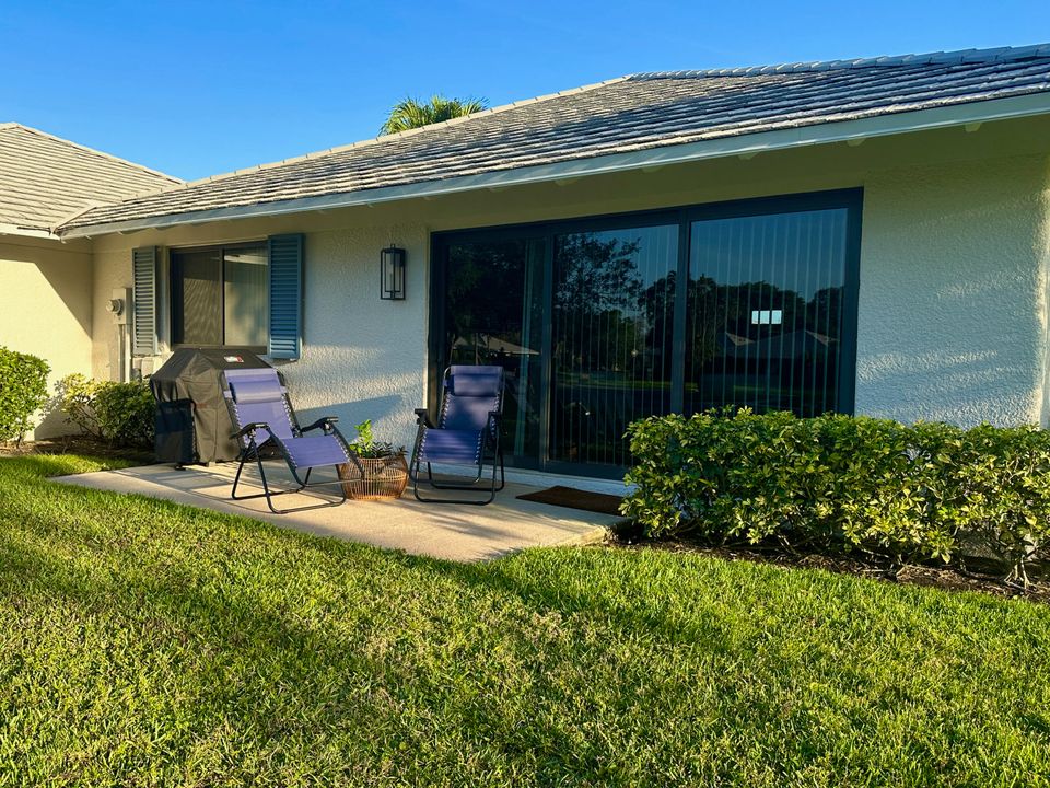 出租: $2,750 (2 贝兹, 2 浴室, 1135 平方英尺)