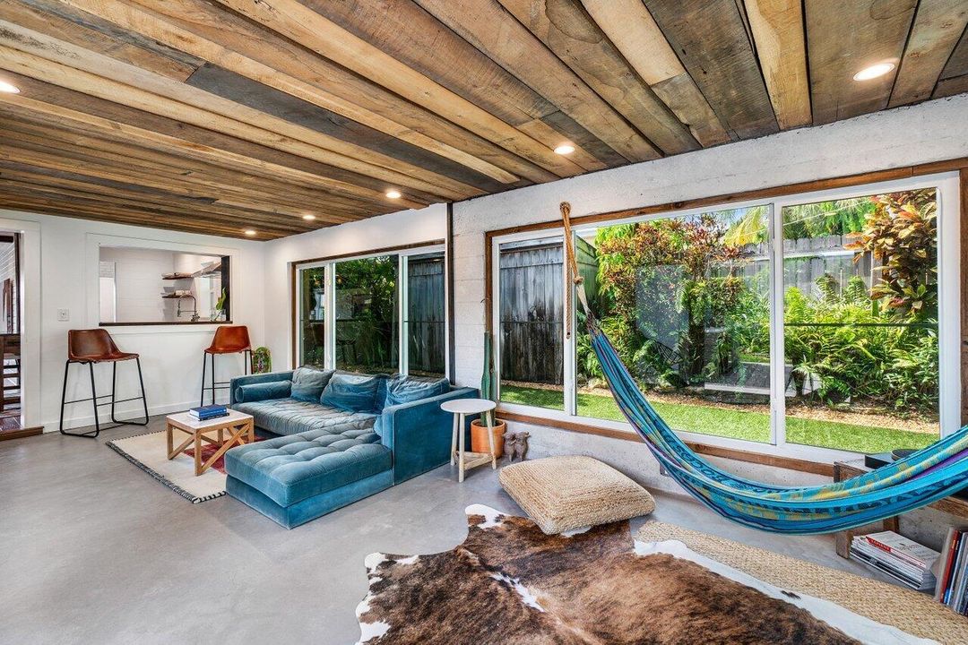 待售: $995,000 (2 贝兹, 2 浴室, 1271 平方英尺)