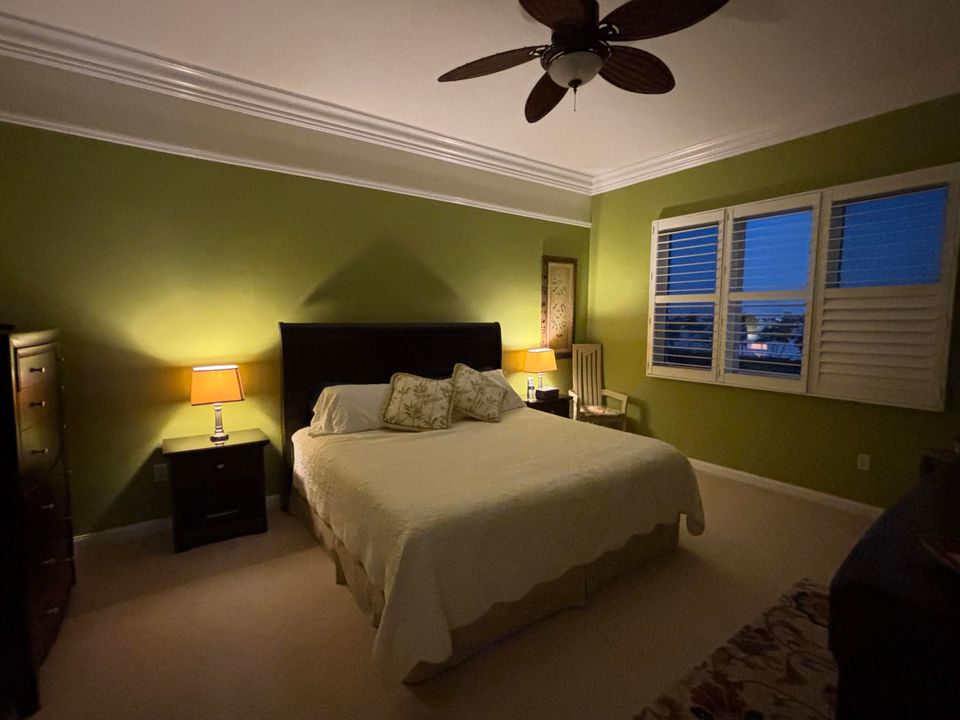 En Venta: $449,900 (2 camas, 2 baños, 1989 Pies cuadrados)