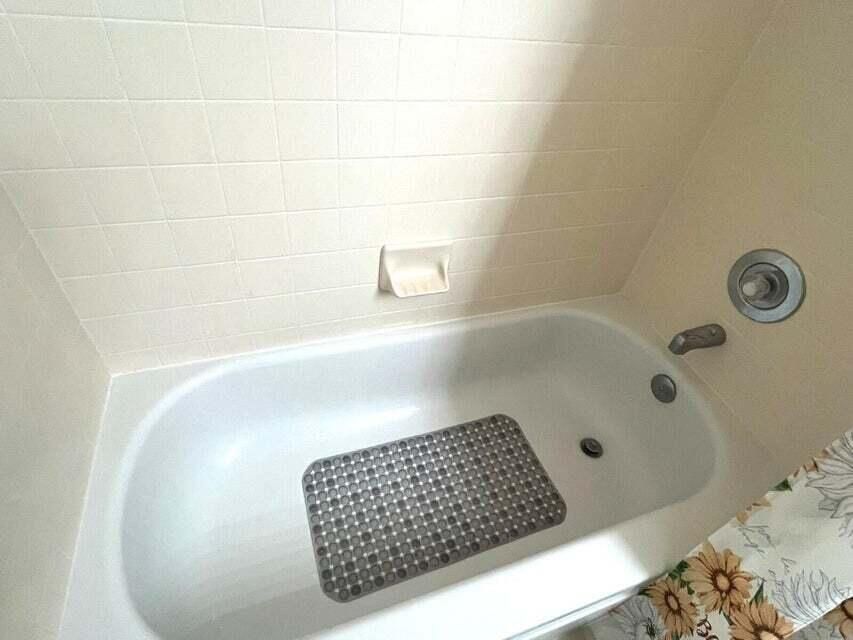 En Venta: $304,900 (2 camas, 2 baños, 1398 Pies cuadrados)