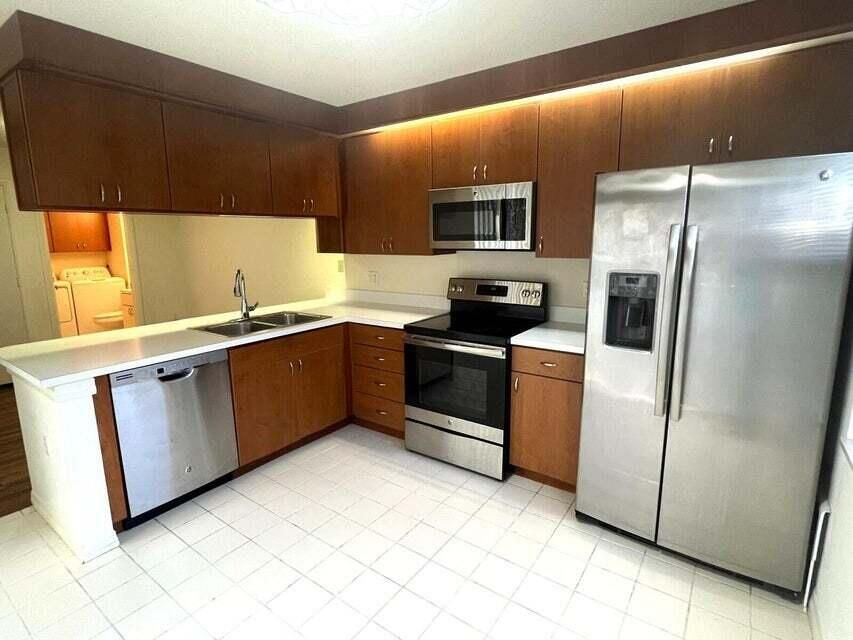 En Venta: $304,900 (2 camas, 2 baños, 1398 Pies cuadrados)