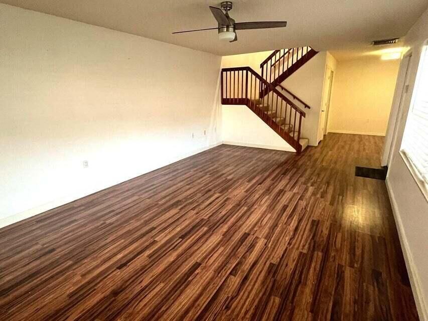 En Venta: $304,900 (2 camas, 2 baños, 1398 Pies cuadrados)