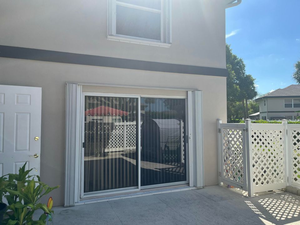 En Venta: $304,900 (2 camas, 2 baños, 1398 Pies cuadrados)