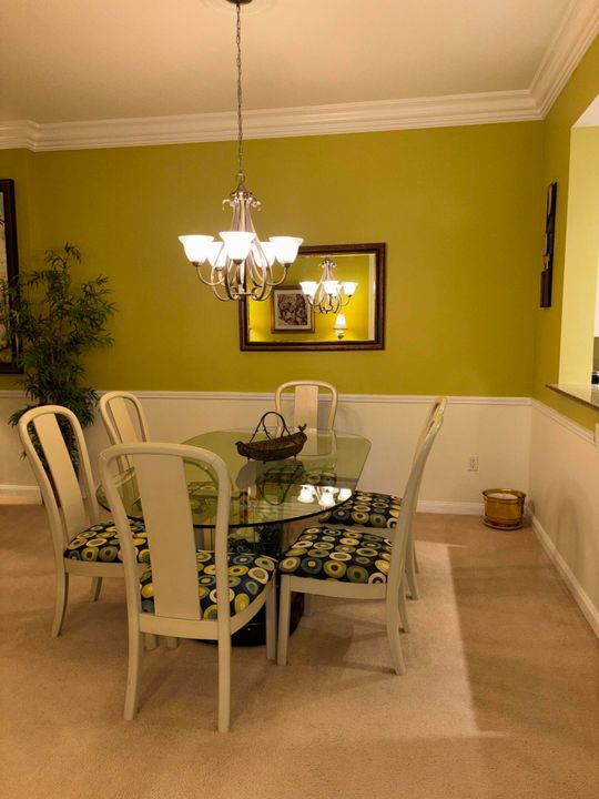 En Venta: $449,900 (2 camas, 2 baños, 1989 Pies cuadrados)