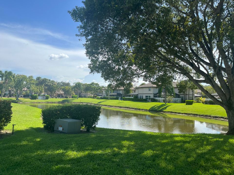 En Venta: $304,900 (2 camas, 2 baños, 1398 Pies cuadrados)