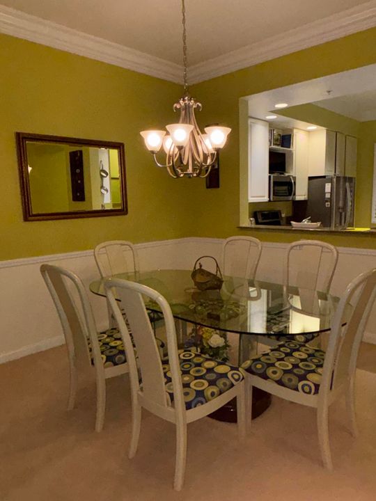 En Venta: $449,900 (2 camas, 2 baños, 1989 Pies cuadrados)