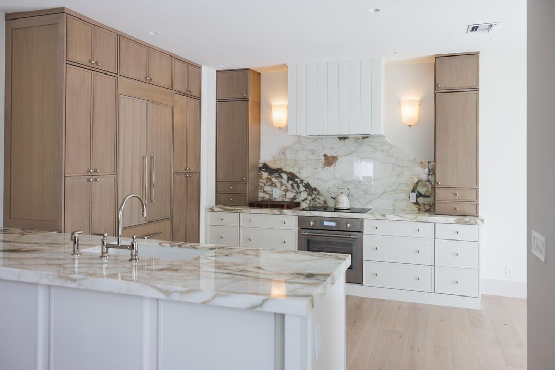 For Sale: $2,350,000 (3 beds, 4 baths, 2409 Square Feet)