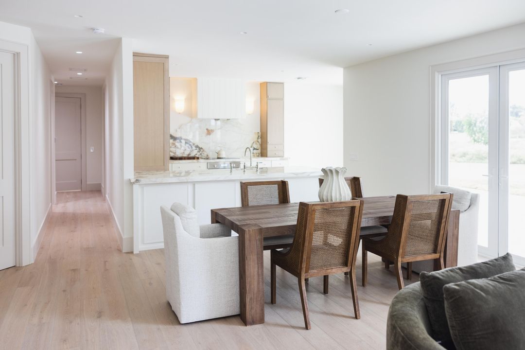 For Sale: $2,350,000 (3 beds, 4 baths, 2409 Square Feet)