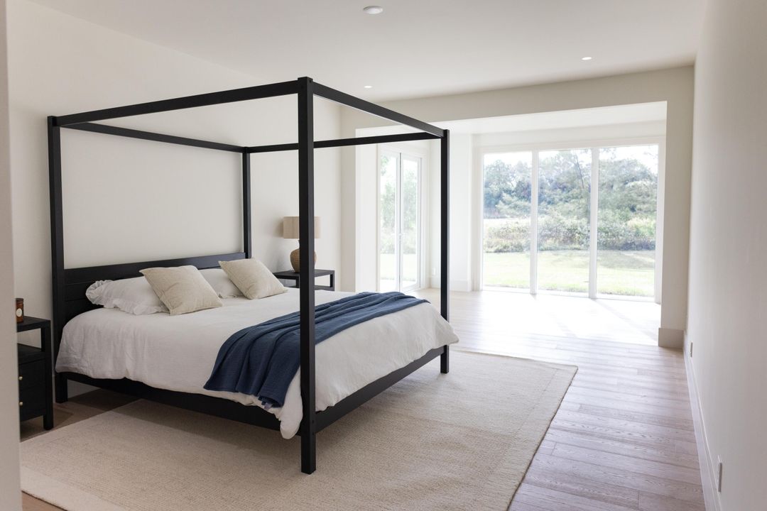 For Sale: $2,350,000 (3 beds, 4 baths, 2409 Square Feet)