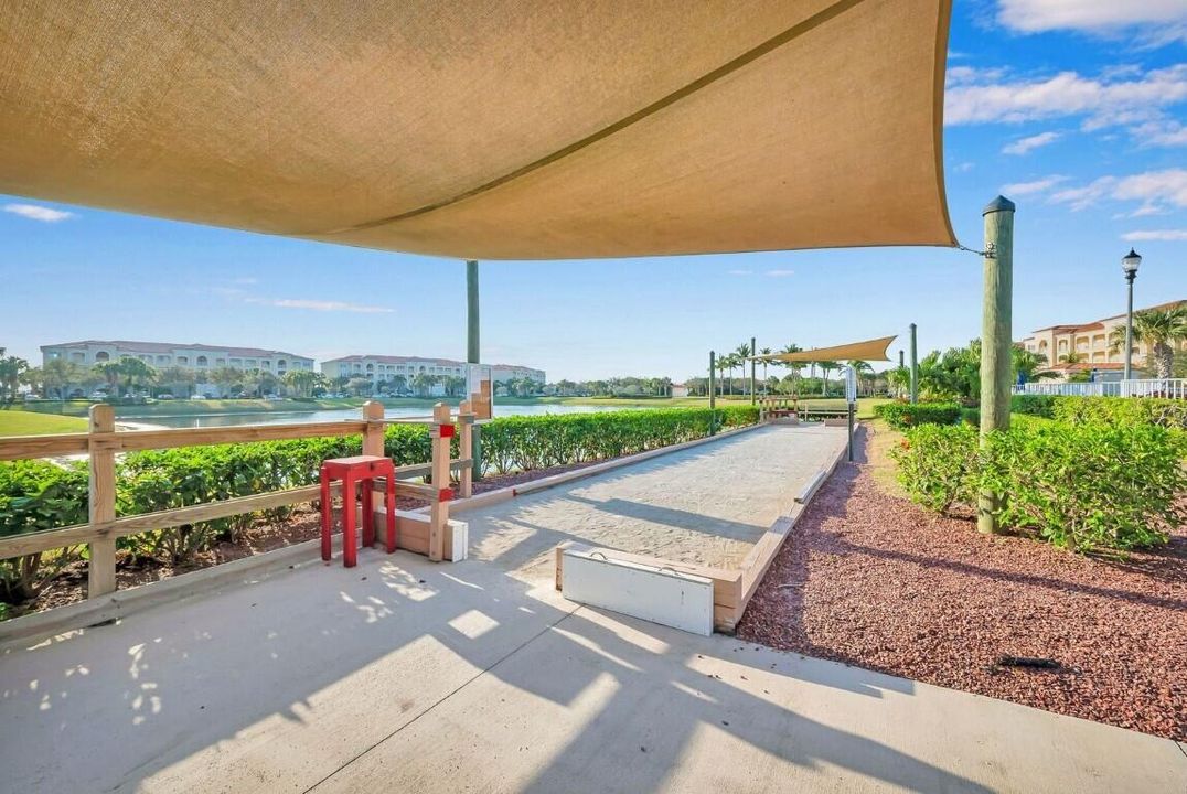 En Venta: $449,900 (2 camas, 2 baños, 1989 Pies cuadrados)