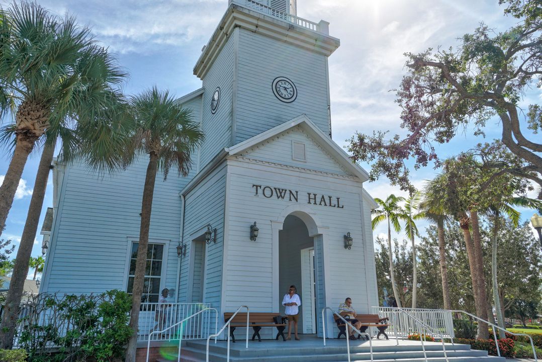 En Venta: $470,000 (4 camas, 2 baños, 2220 Pies cuadrados)