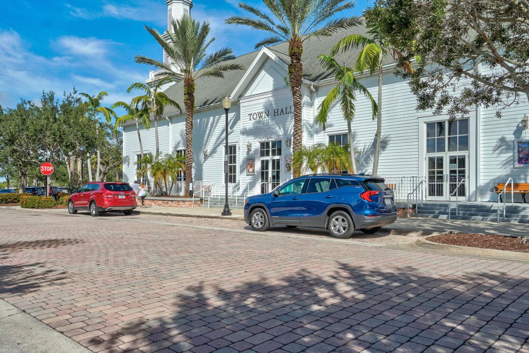 En Venta: $470,000 (4 camas, 2 baños, 2220 Pies cuadrados)