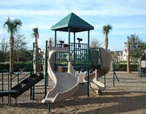 En Venta: $470,000 (4 camas, 2 baños, 2220 Pies cuadrados)