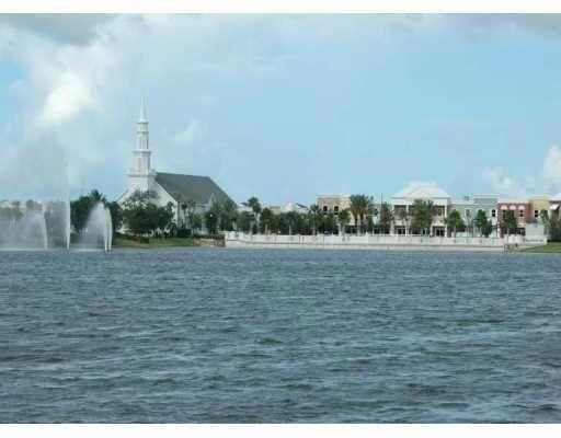 En Venta: $470,000 (4 camas, 2 baños, 2220 Pies cuadrados)