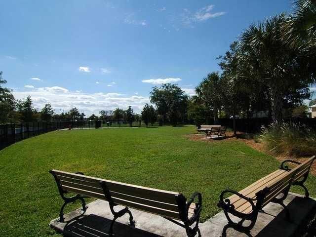 En Venta: $470,000 (4 camas, 2 baños, 2220 Pies cuadrados)