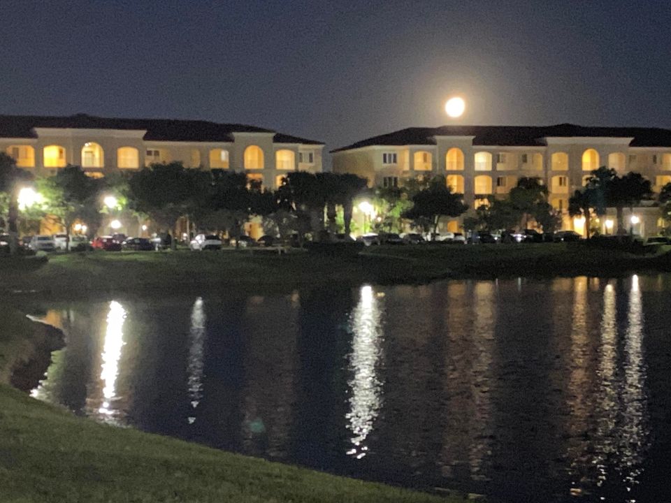 En Venta: $449,900 (2 camas, 2 baños, 1989 Pies cuadrados)