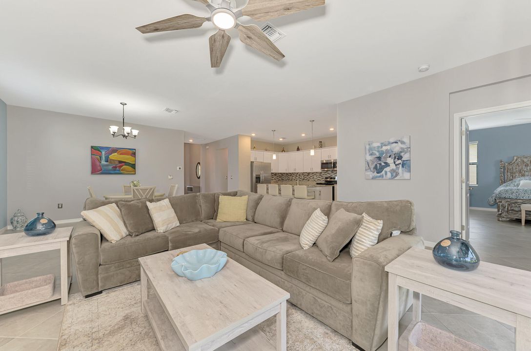 待售: $335,000 (3 贝兹, 3 浴室, 1857 平方英尺)