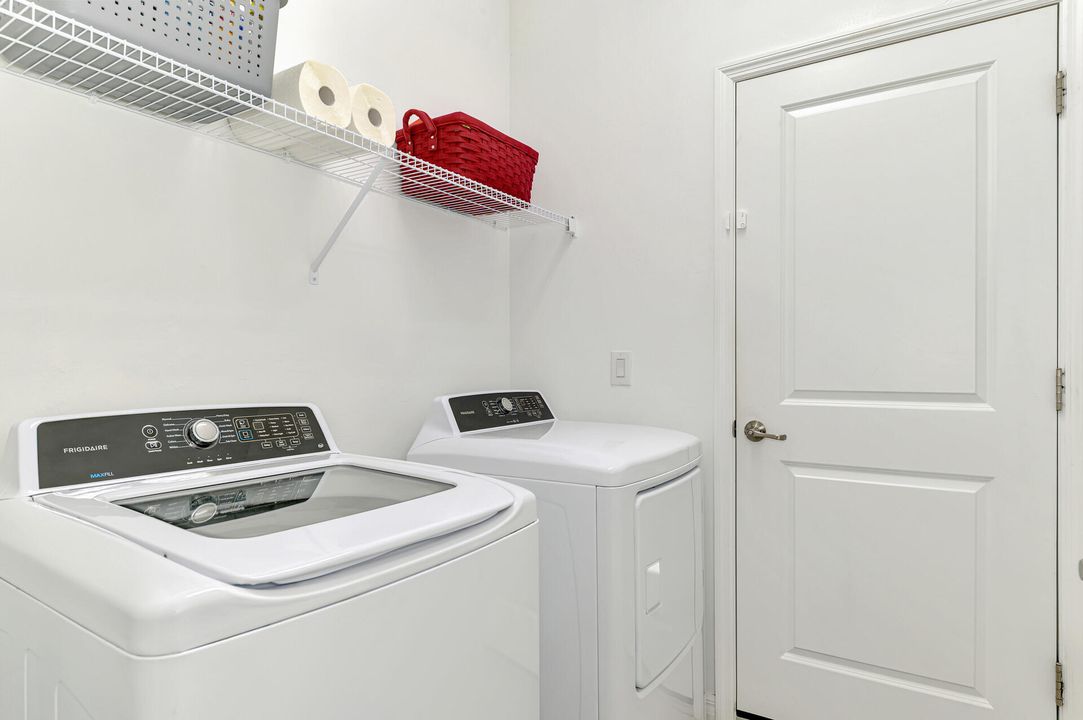 待售: $335,000 (3 贝兹, 3 浴室, 1857 平方英尺)