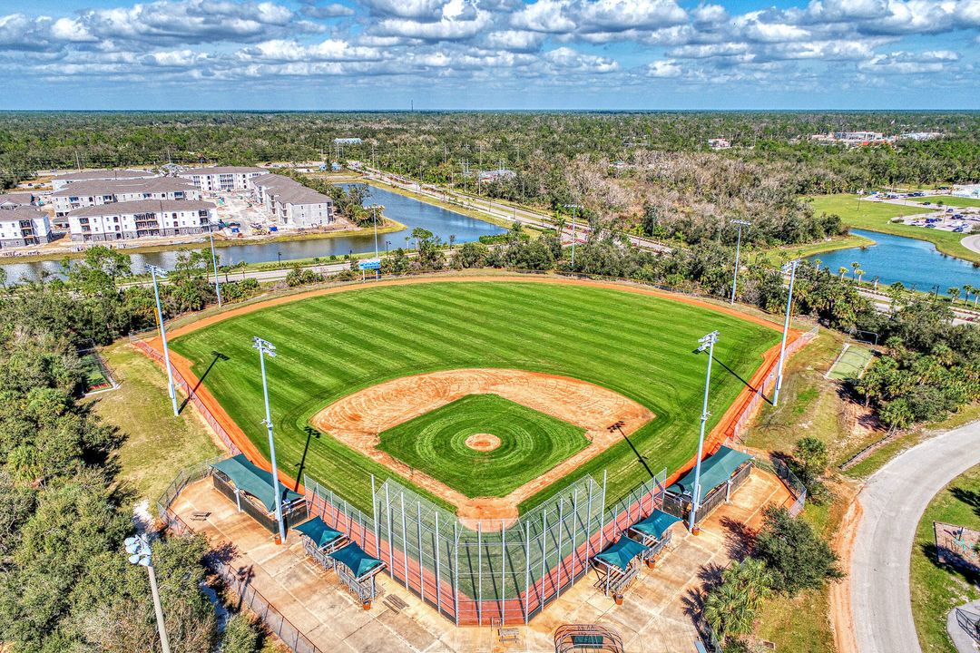 待售: $335,000 (3 贝兹, 3 浴室, 1857 平方英尺)