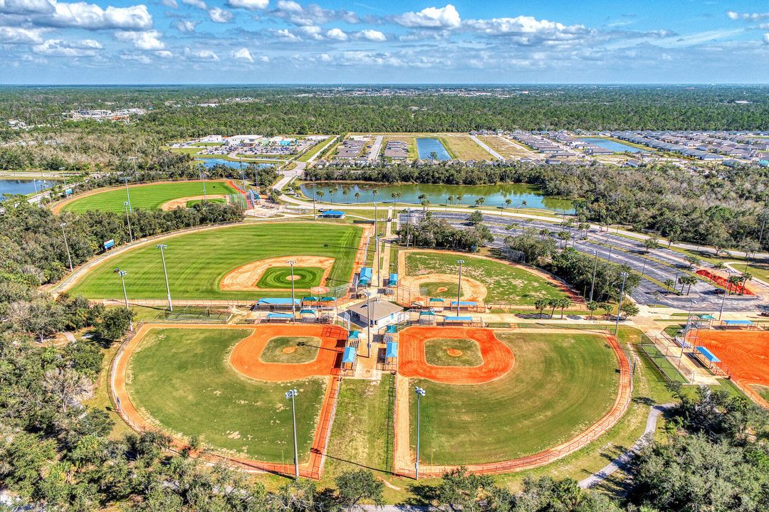 待售: $335,000 (3 贝兹, 3 浴室, 1857 平方英尺)