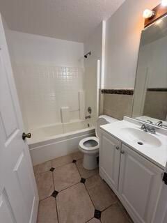 For Rent: $2,500 (3 beds, 2 baths, 1536 Square Feet)