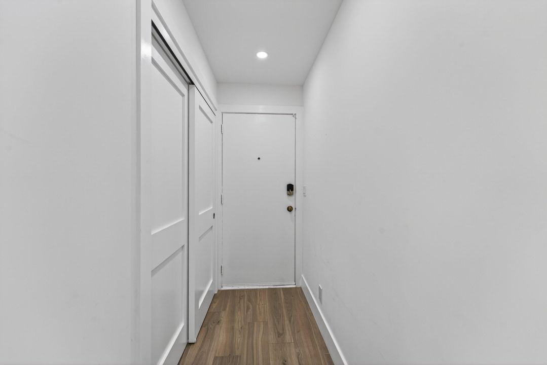 For Sale: $535,000 (2 beds, 2 baths, 1392 Square Feet)