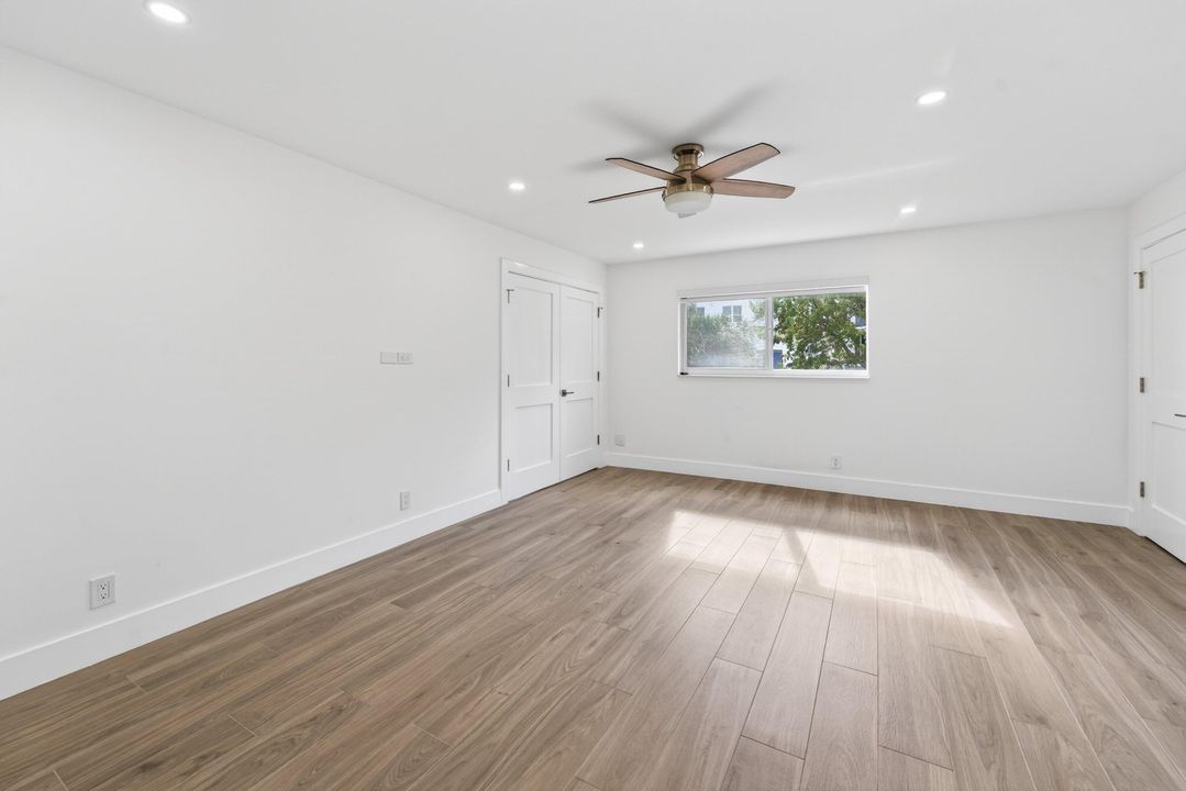 For Sale: $535,000 (2 beds, 2 baths, 1392 Square Feet)