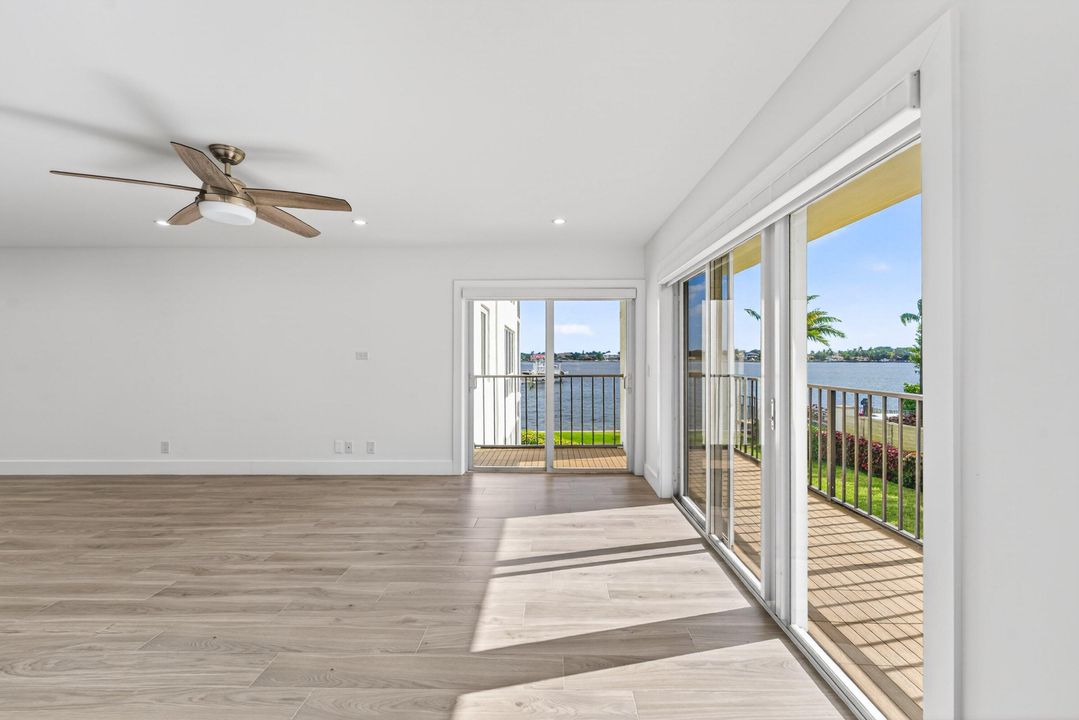 For Sale: $535,000 (2 beds, 2 baths, 1392 Square Feet)