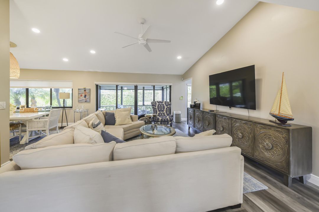 На продажу: $640,000 (3 спален, 2 ванн, 1860 Квадратных фут)